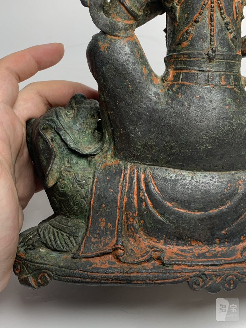 明 铜漆金文殊菩萨骑狮像 - 图18
